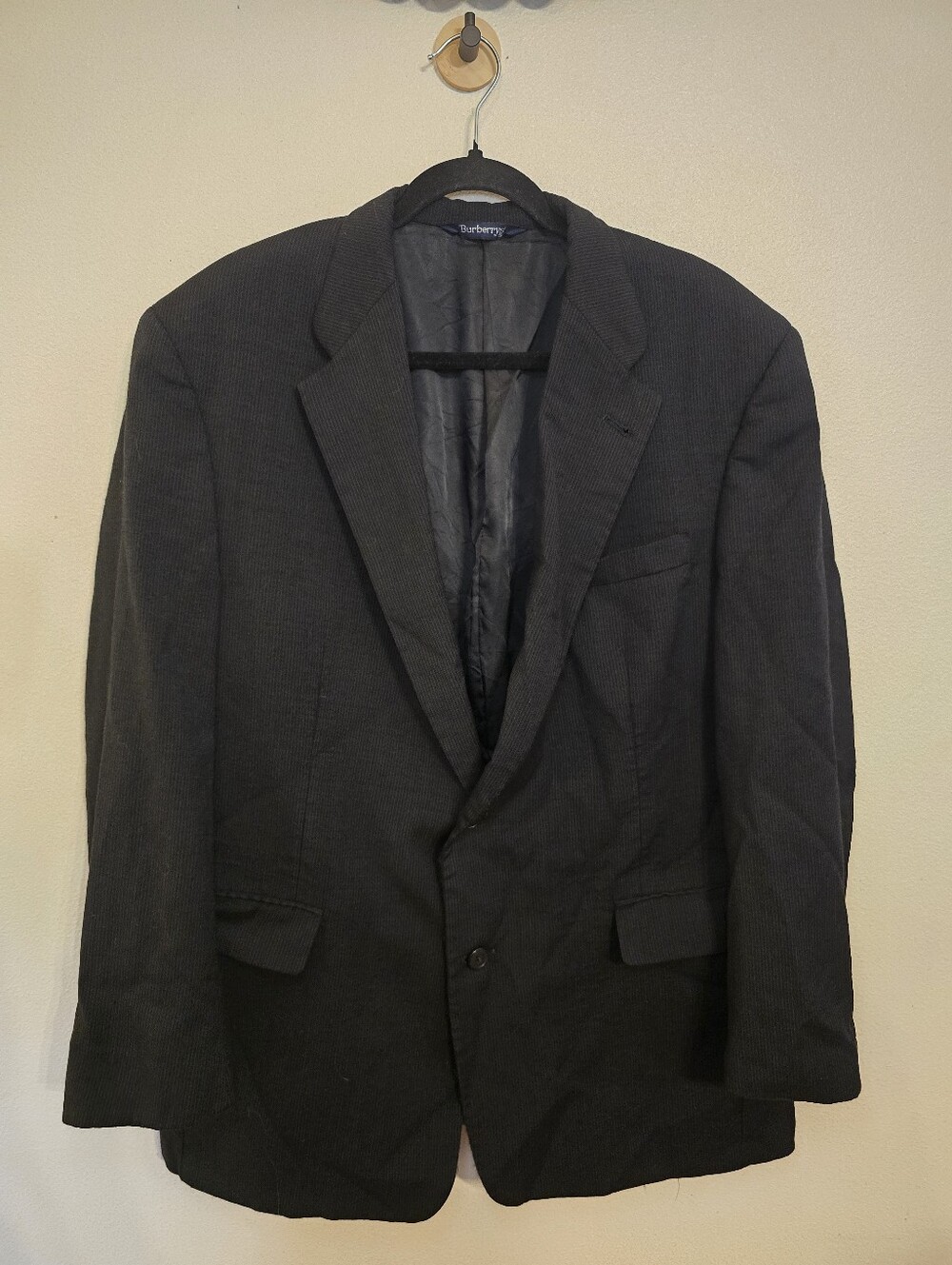 BURBERRY Black Wool Luxury 2-button Suit Blazer Sport Coat 44R With Authenticity